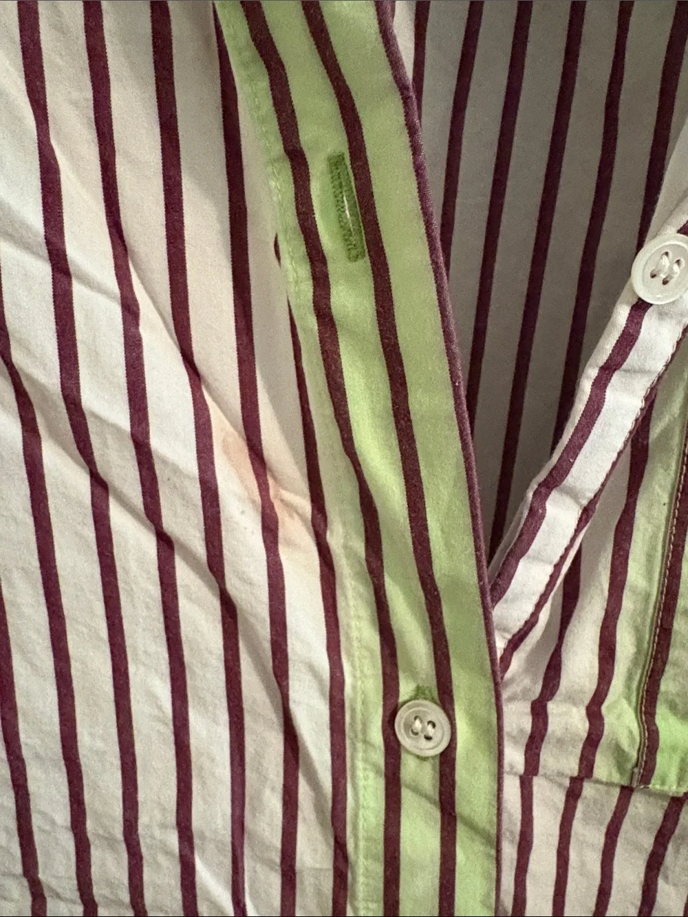Women's highlight  Striped Button-Up Shirt in White and Burgundy green